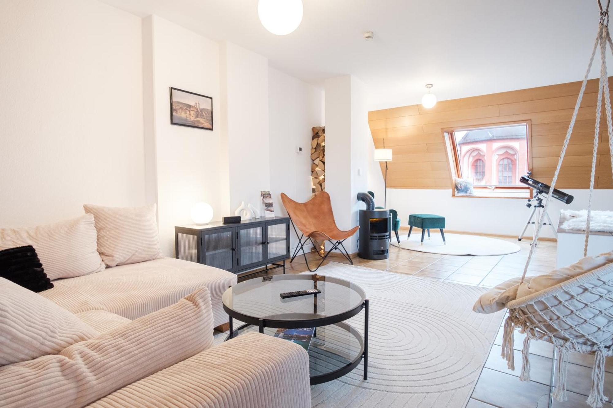 Neu Deluxe Suite Muensterblick, Maisonette, Kingsize Bett, Kueche, Netflix, Aussicht, E-Kamin Bad Säckingen Extérieur photo