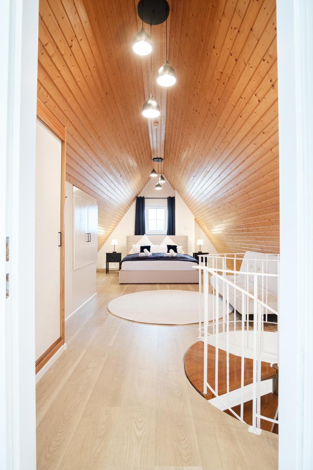 Neu Deluxe Suite Muensterblick, Maisonette, Kingsize Bett, Kueche, Netflix, Aussicht, E-Kamin Bad Säckingen Extérieur photo
